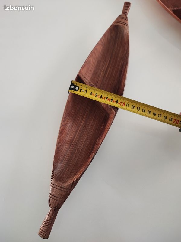 Pirogue en bois exotique (image 3)
