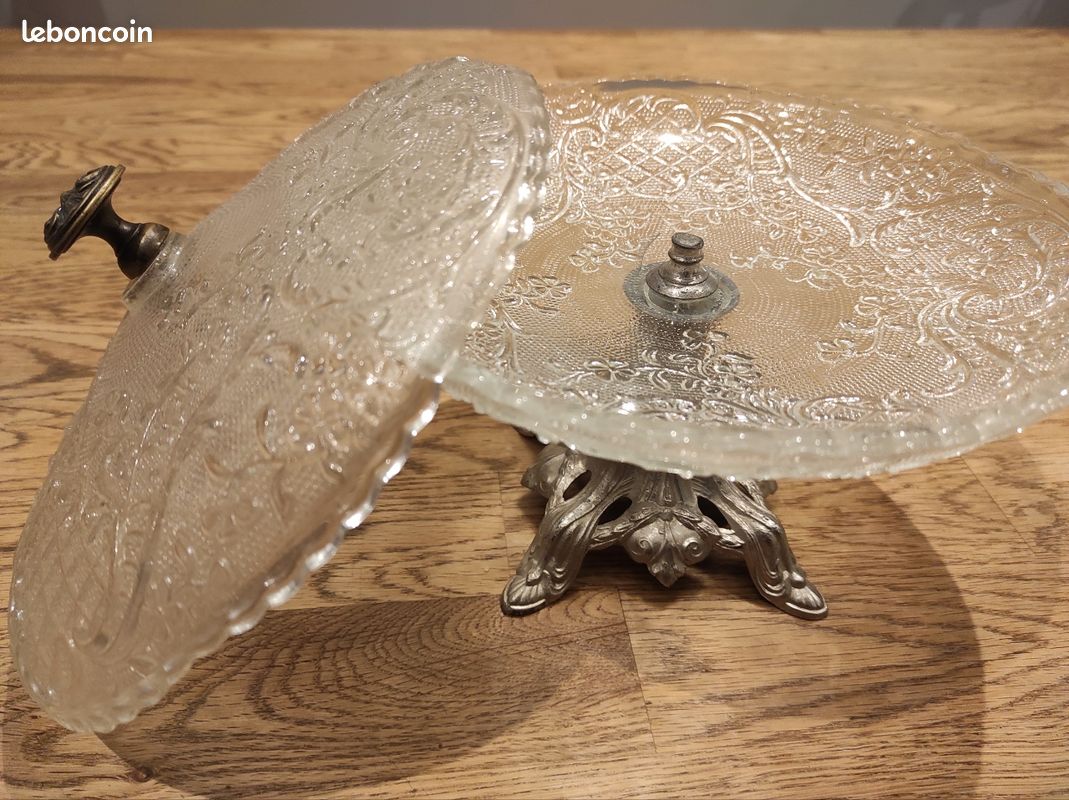 Ancienne Coupe En Verre Gravé XIXème Avec Couvercle – Allemagne – Anté 1800 ?