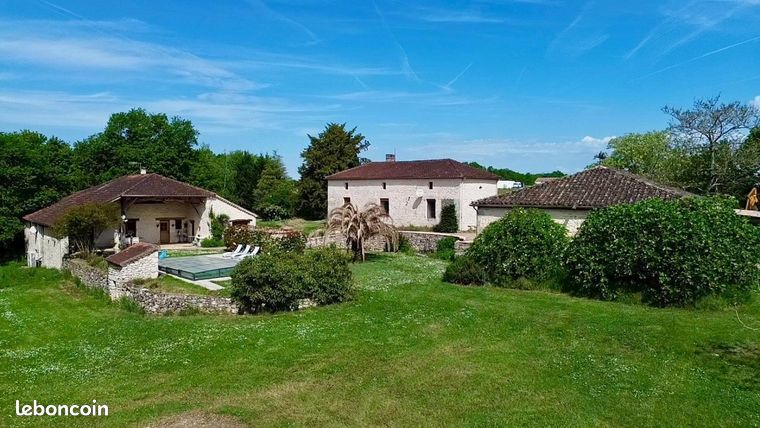Propriété 9 pièces 310 m²