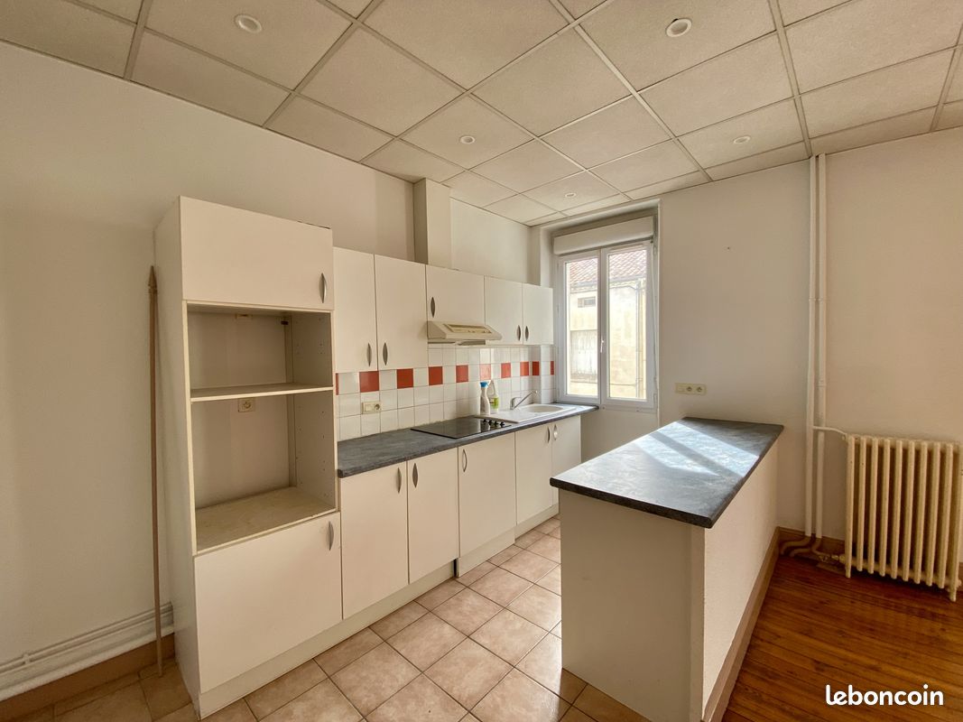 Appartement 2 pièces 49 m² · à Villeneuve-sur-Lot · 49 m² · 420 €