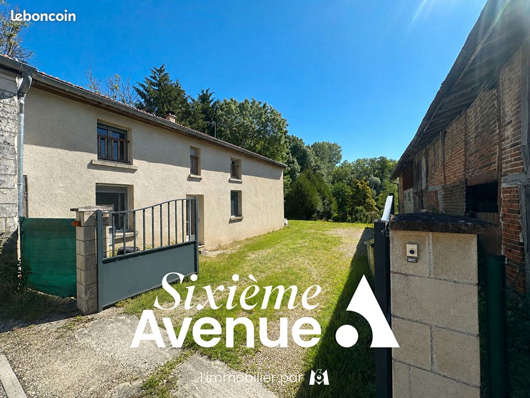 Maison 6 pièces 156 m² · à Bussy-Lettrée · 156 m² · 176 500 €