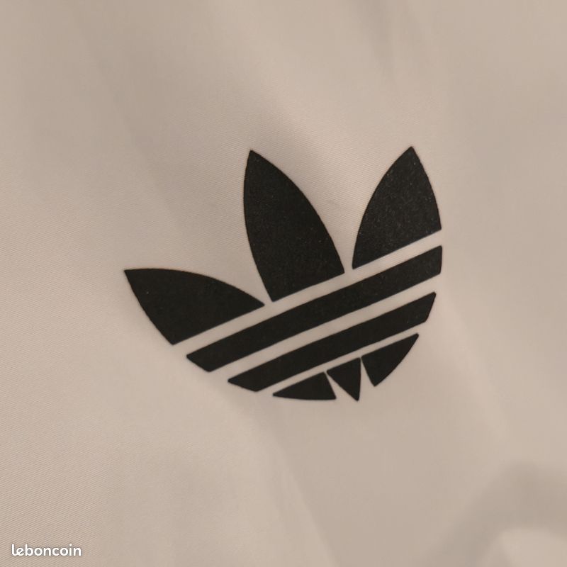 adidas gazelle silver green womens YEEZY SEASON 3 WINDBREAKER (L) – Breaking Grail
