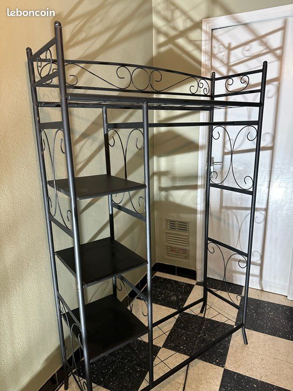 Vestiaire (image 1)