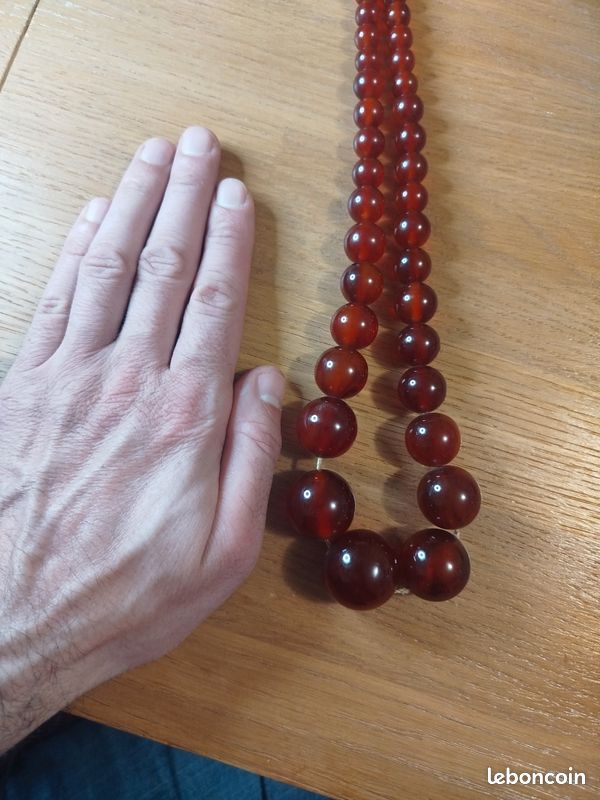 Collier Vintage Créateur En Bakélite Avec Méga Fermoir - Style Années 70, Occasion