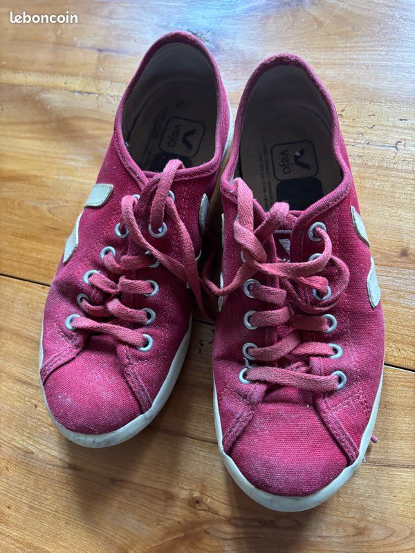 Veja toile rouge pointure 37 (image 1)