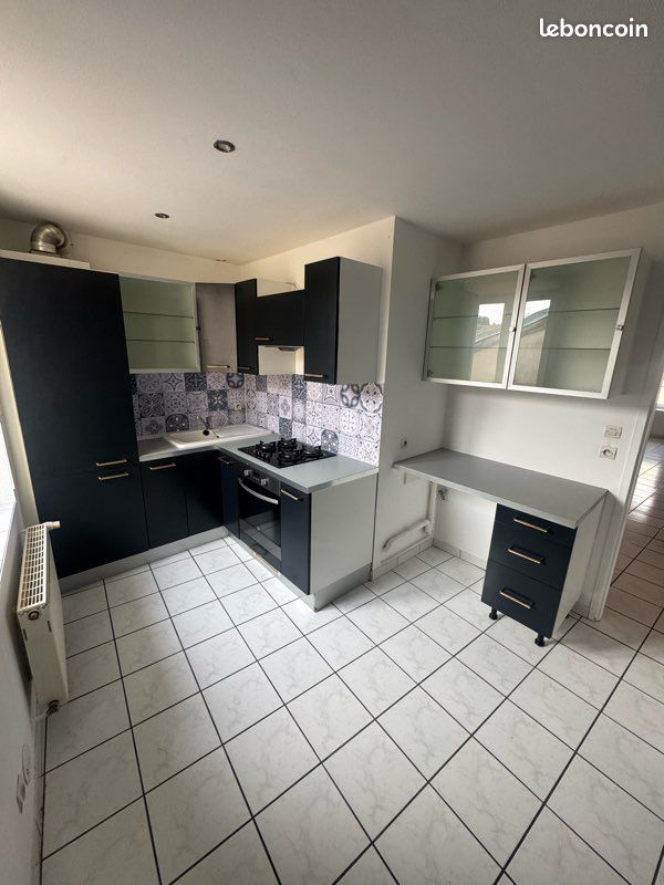 À LOUER – Bel appartement 3 pièces de 75 m² à Novéant-sur-Moselle (image 2)