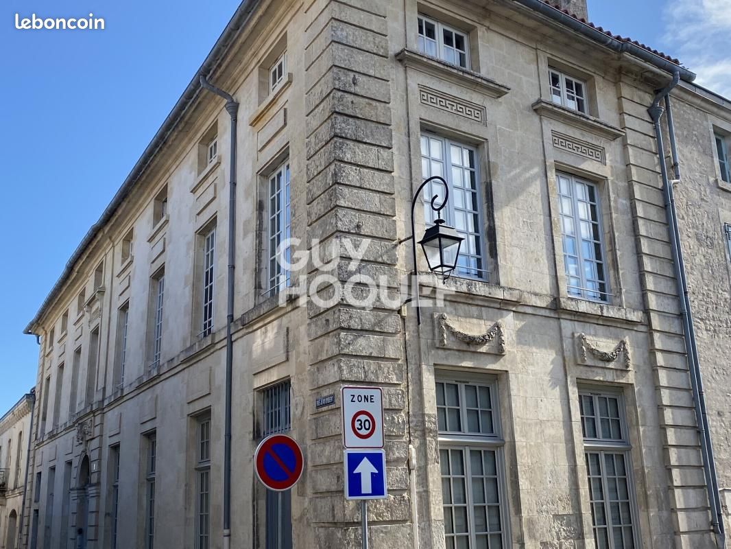Appartement 4 pièces 65 m² · à Fontenay-le-Comte · 65 m² · 128 300 €