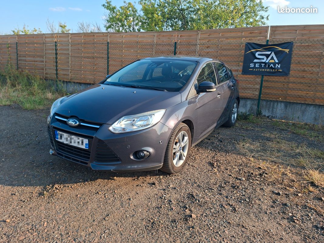 Ford Focus 1.0 Ecoboost 100 Titanium (image 1)