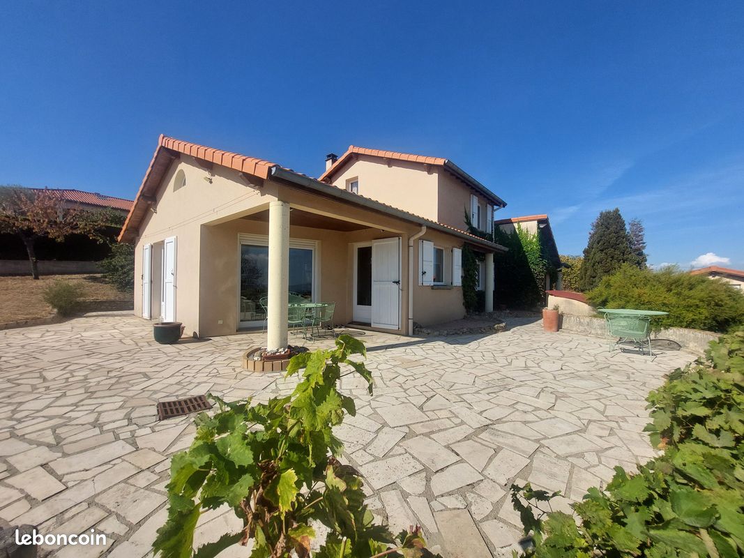 Maison 5 pièces 115 m² · à Montbrison · 115 m² · 299 900 €