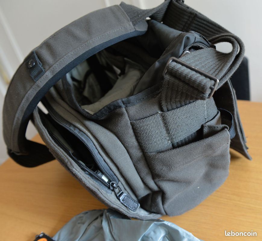 Sac Lowepro PRO Messenger 160AW Modulable (image 2)