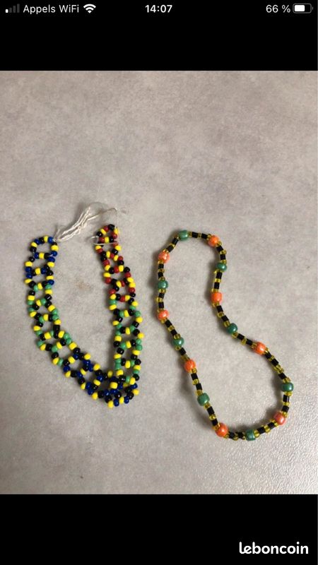 Lots de 2 bracelets en tres bon état (image 2)