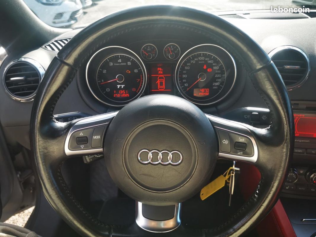 Audi tt roadster 2.0 tfsi 200 (image 14)