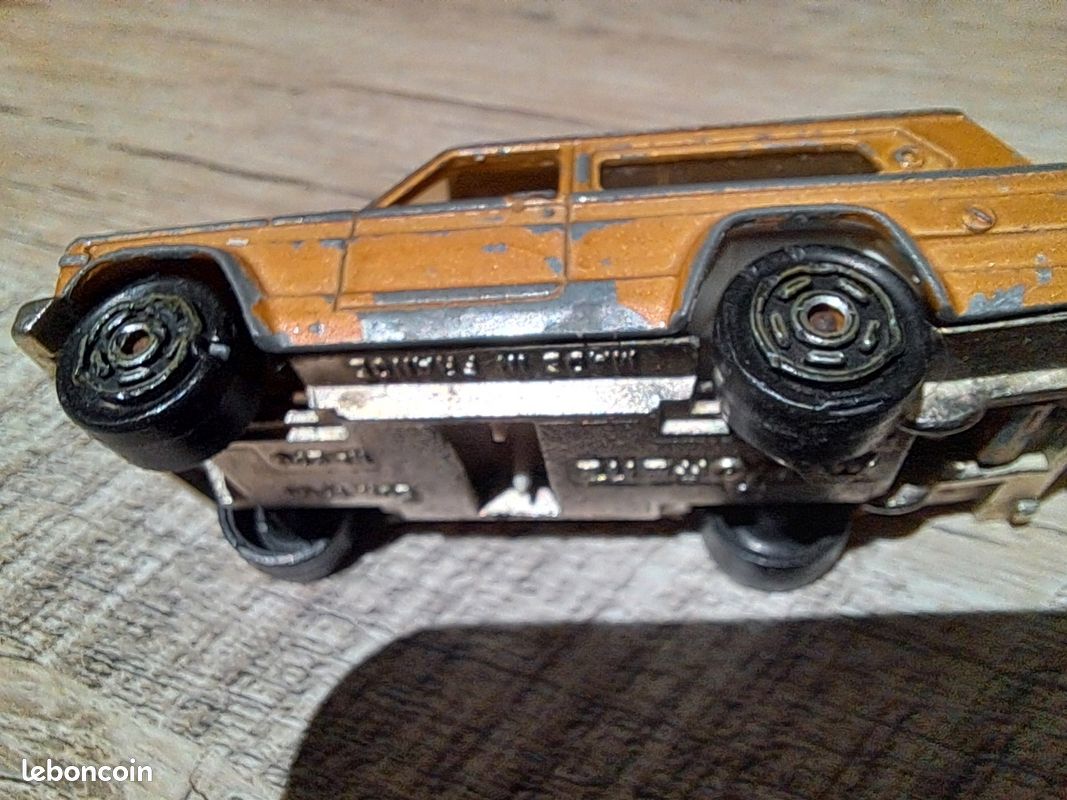 Majorette N°224, Jeep Cherokee 4x4 noire, 1/60 - Collection