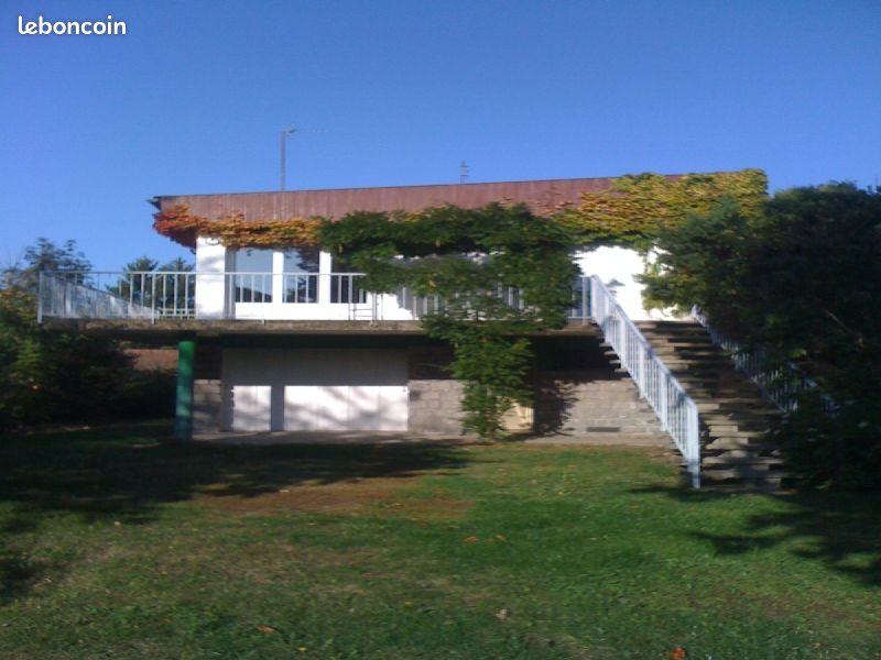 Maison 4 pièces 150 m² · à Andrézieux-Bouthéon · 150 m² · 950 €/mois