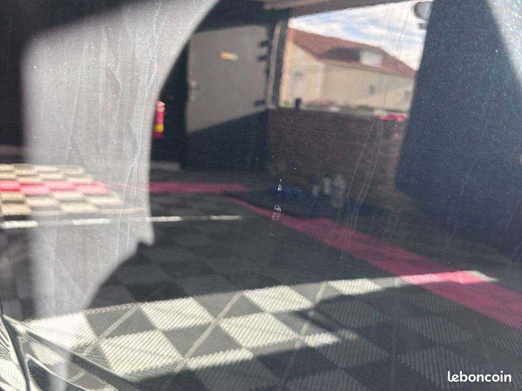 VOLVO XC40 T5 Recharge 180+82 ch DCT7 R-Design (image 39)