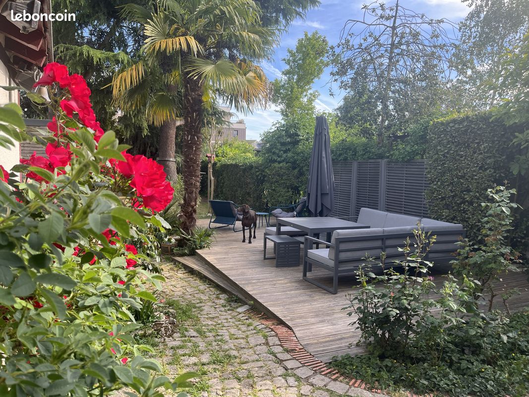 Maison 9 pièces 220 m² · à Orléans · 220 m² · 720 000 €