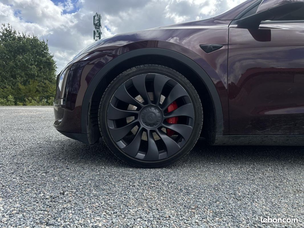 TESLA MODEL Y AWD Performance PH1 - GARANTIE CONSTRUCTEUR (image 7)