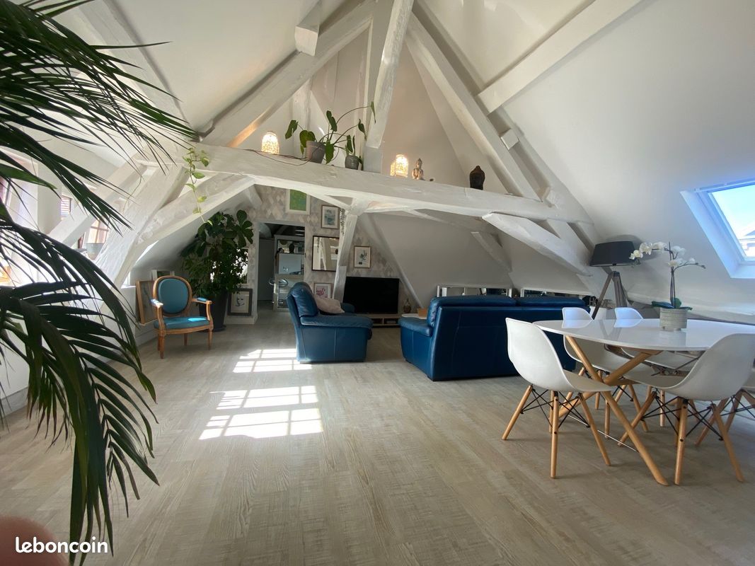 Appartement 3 pièces 90 m² · à Dijon · 90 m² · 910 €