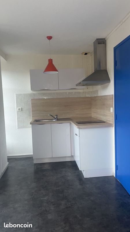 Appartement 2 pièces 28 m² · à Marvejols · 28 m² · 385 €/mois