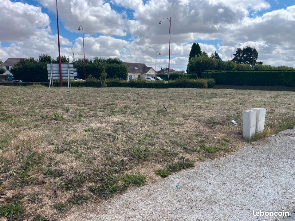 Terrain 496 m² Doudeville · 39 000 €