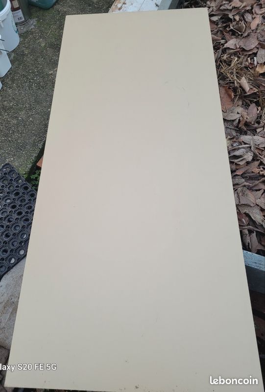 Lot 4 tablettes 98x43 x2 cm épais Mélaminé bois Très bon état (image 1)