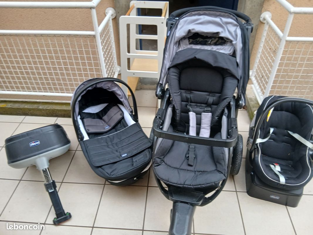 Poussette chico trio + base isofix (image 1)