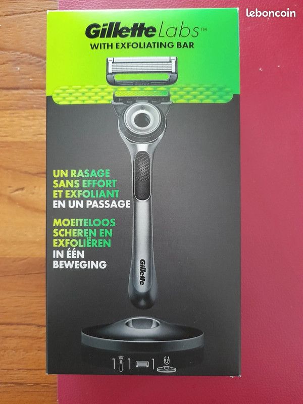 Rasoir Gillette Labs 5 Lames Avec Barre Exfoliante Et Support Magnétique Gris - Neuf Sous Blister