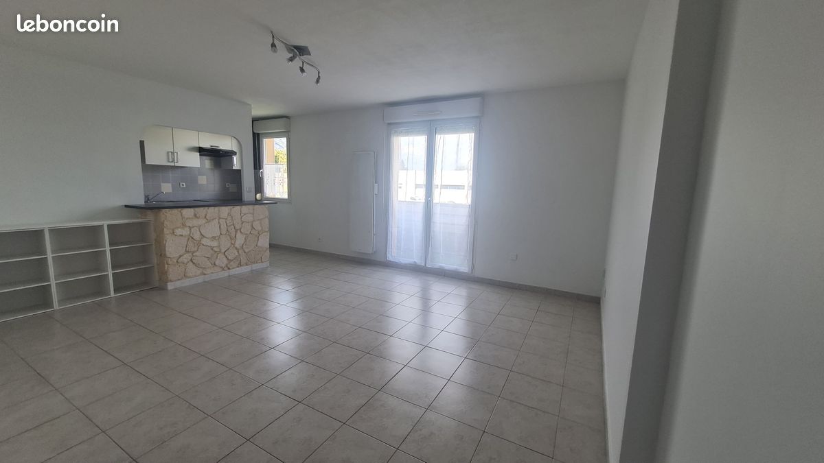 Appartement 2 pièces 48 m² · à Guilherand-Granges · 48 m² · 650 €/mois