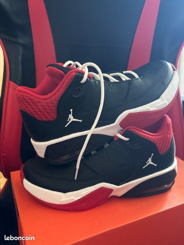 Nike jordan max aura 3gs (image 1)