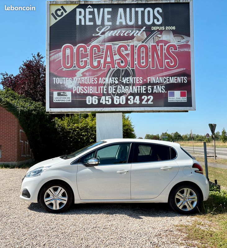 PEUGEOT 208 1.5 BLUEHDI 100 CH FINITION ALLURE BUSINESS 1ERE MAIN 08/2019 44152 KM 10490e GARANTIE 6 MOIS TOTALE POSSIBILITÉ D'EXTENSION DE GARANTIE DE 48 MOIS REPRISE / FINANCEMENT POSSIBLE (image 1)