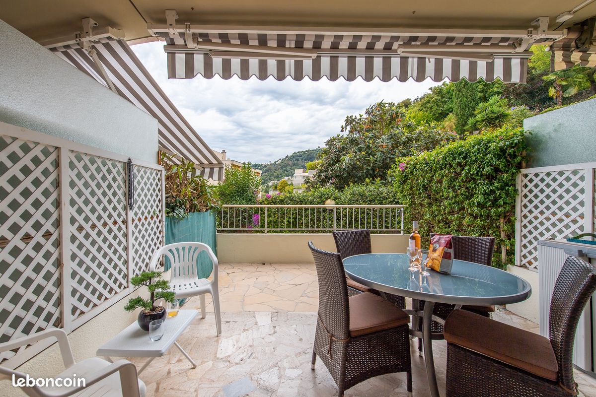 Studio meublé avec superbe piscine vue sur la baie de Menton Garavan proche Italie Monaco (image 7)