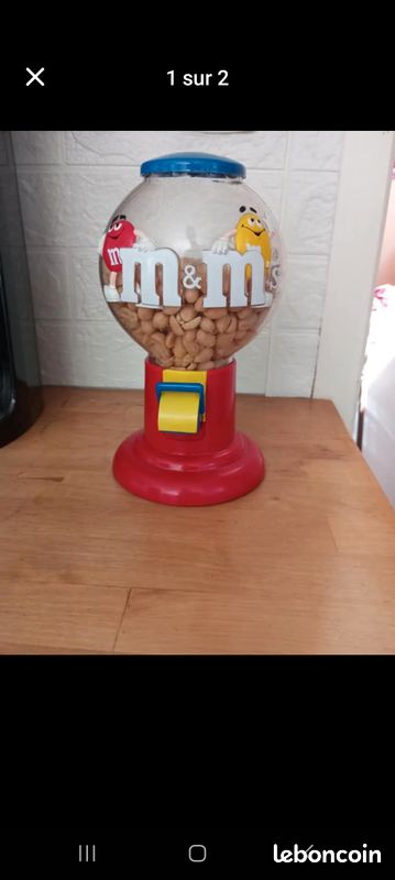 Distributeur M&Ms (image 1)