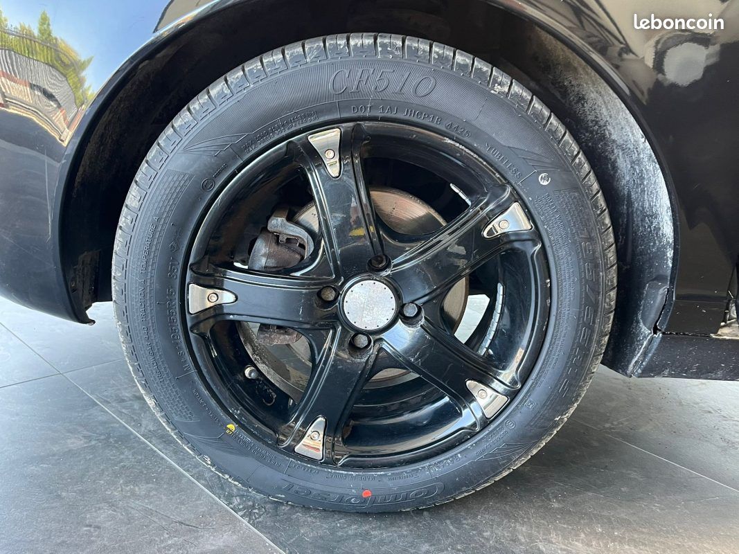 🚗 LANCIA Y 1.3 MULTIJET 16V ⚙️Full options ☀️ Toit ouvrant ❄️ Climatisation 🪑 Sièges en cuir (image 27)