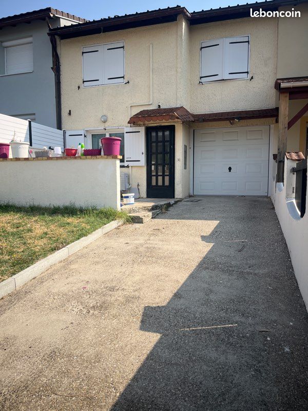 Maison 5 pièces 93 m² · à Saint-Quentin-Fallavier · 93 m² · 210 000 €