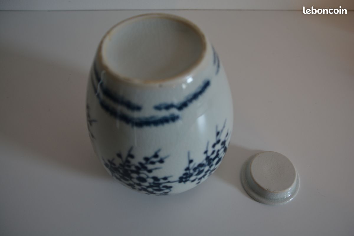Vase antique en porcelaine avec couvercle japonais (image 7)