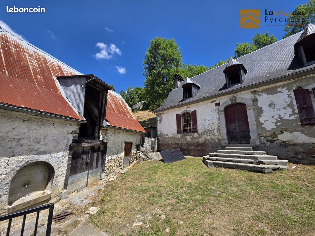 Maison 4 pièces 155 m² · à Cheust · 155 m² · 110 000 €