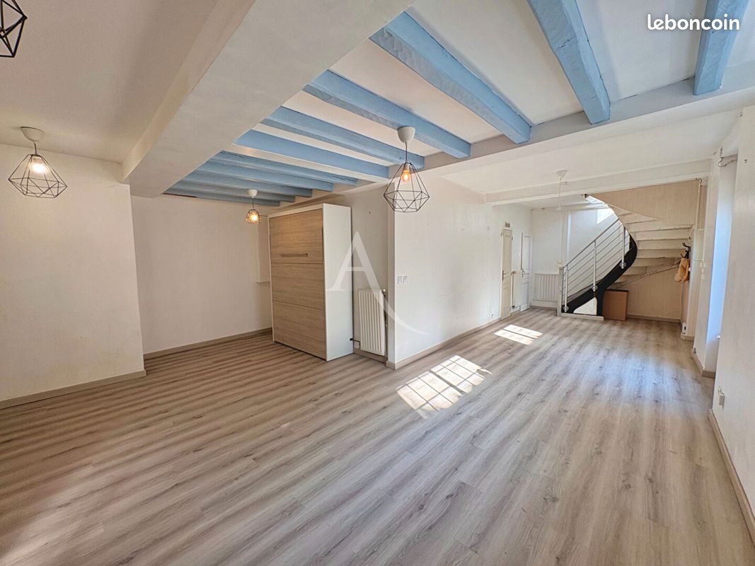 Appartement 5 pièces 106 m² · à Fay-aux-Loges · 106 m² · 130 300 €
