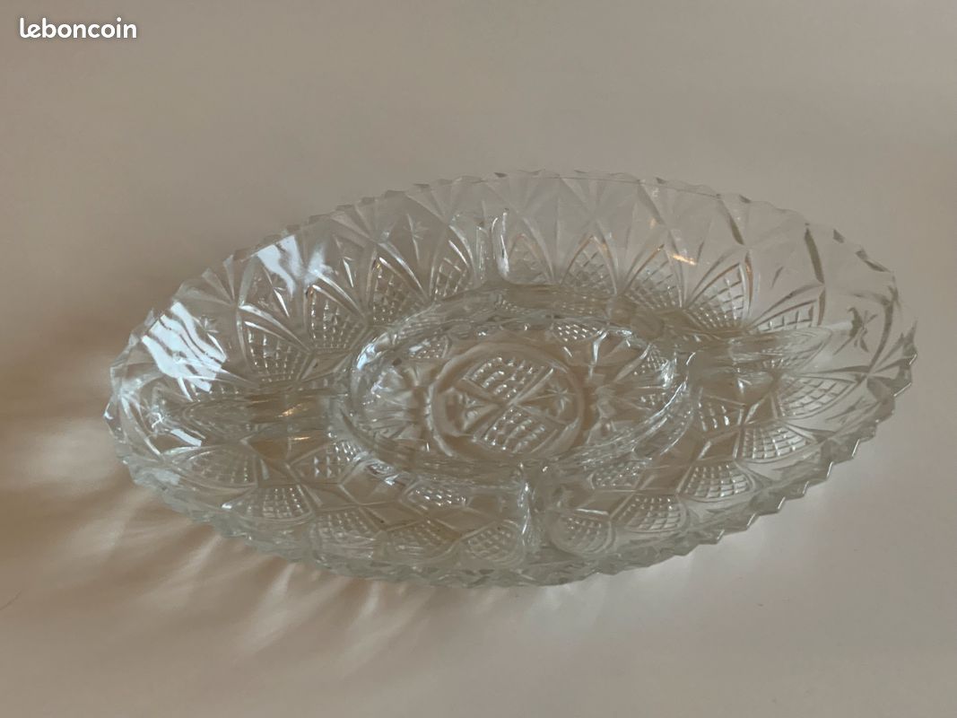 Plat apéritif ovale à 5 compartiments en verre (image 7)