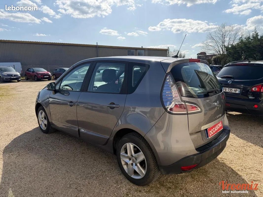 Renault Scenic 1.5 DCI 110 cvh DYNAMIQUE 5 (image 4)