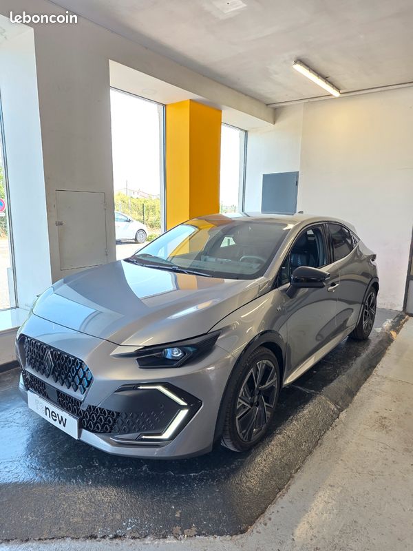 Nouvelle clio / clio 6 esprit alpine full hybrid 160 (image 1)