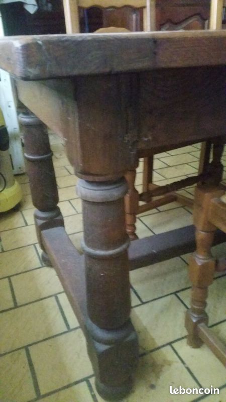 Table monastère (image 3)