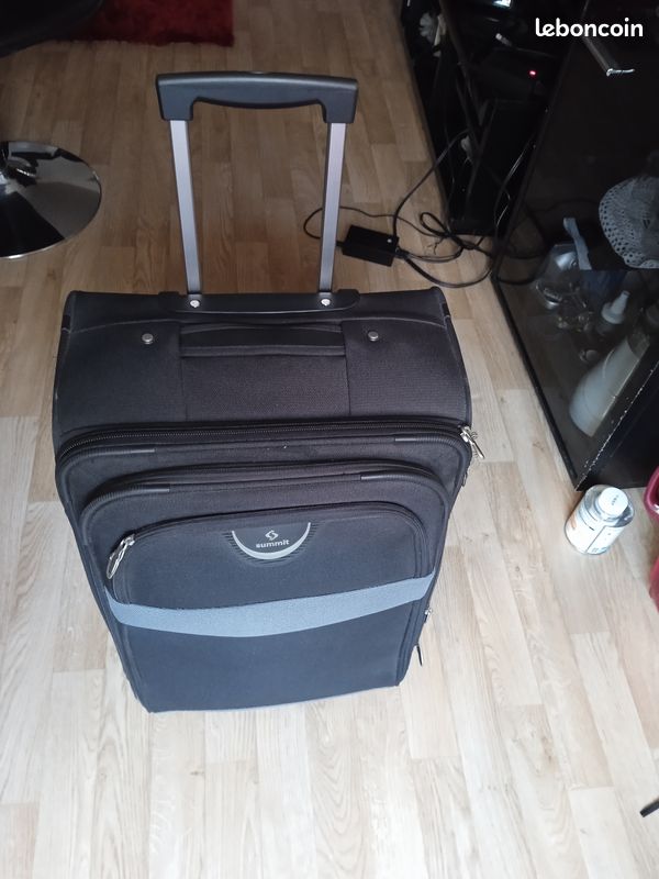Valise Summit (image 1)