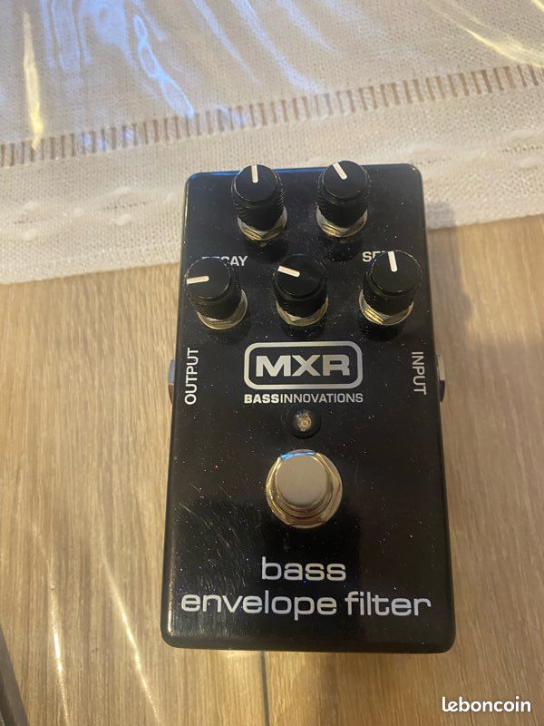 MXR M82 Bass Envelope Filter + Boîte (image 2)