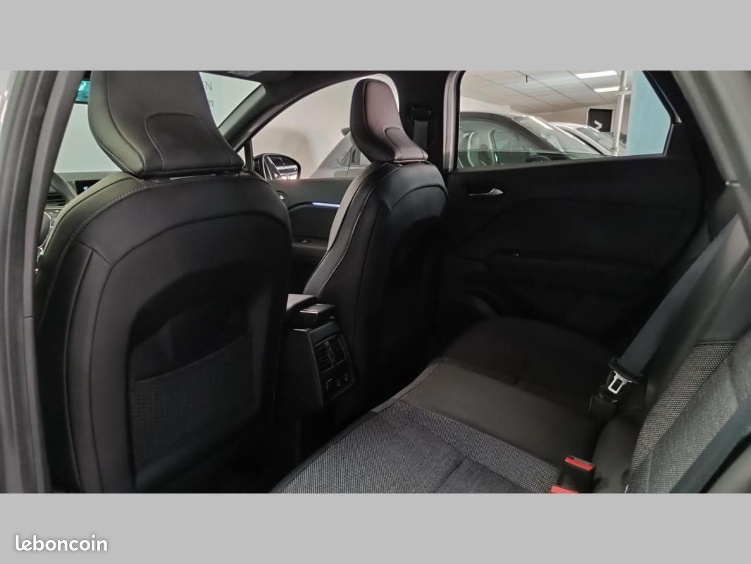 Renault Captur TCe 160 EDC SL Rive Gauche (image 11)