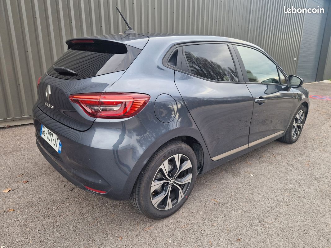 Renault Clio 1.5 dCi 100 CH Evolution, TBEG, GPS, TAB, J.Alu, ... ( 1er Main, TVA ) Reprise Possible (image 7)
