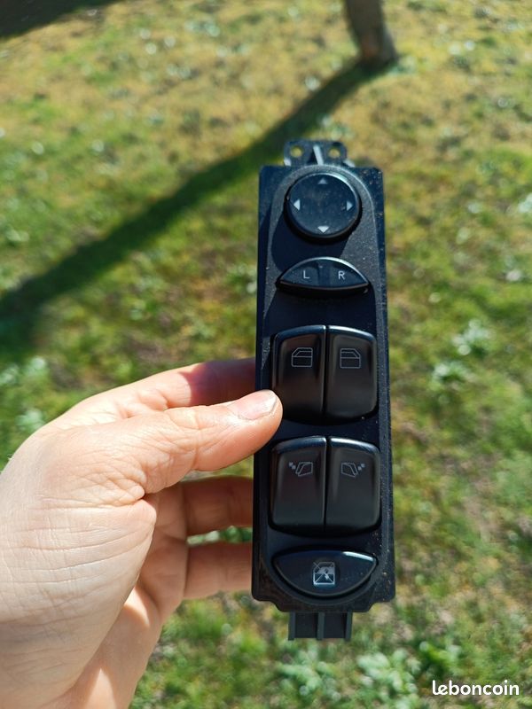 Bouton De Lève-vitre Avant Gauche Mercedes Viano/Vito W639 (2003-2010) - Neuf NTY
