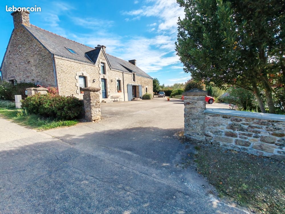 Maison 8 pièces 220 m² · à Bignan · 220 m² · 430 000 €