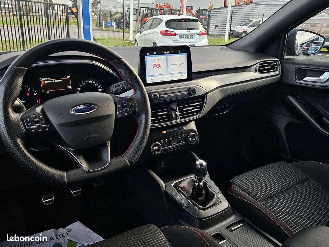 Ford nouvelle focus 1.0 flexifuel 125 s&s mhev st-line (image 3)