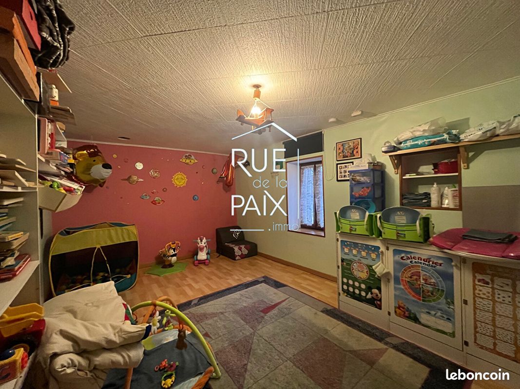 Maison 5 pièces 165 m² - Vouhé 79310 (image principale 7)