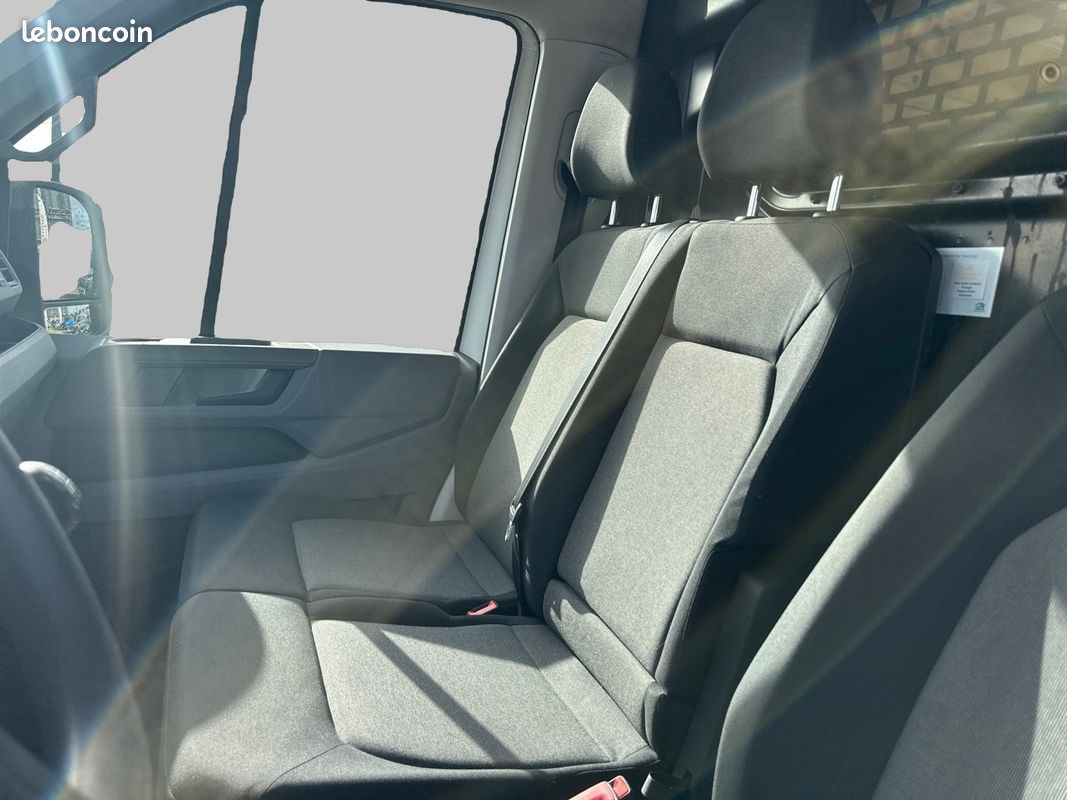 Volkswagen Crafter L3H3 (image 6)